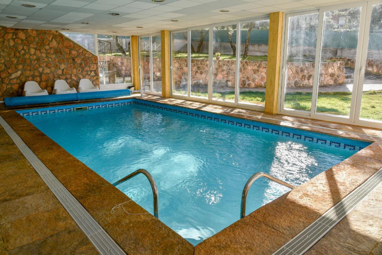 Casa Puente Albor Piscina Climatizada Villa El Espinar Eksteriør billede